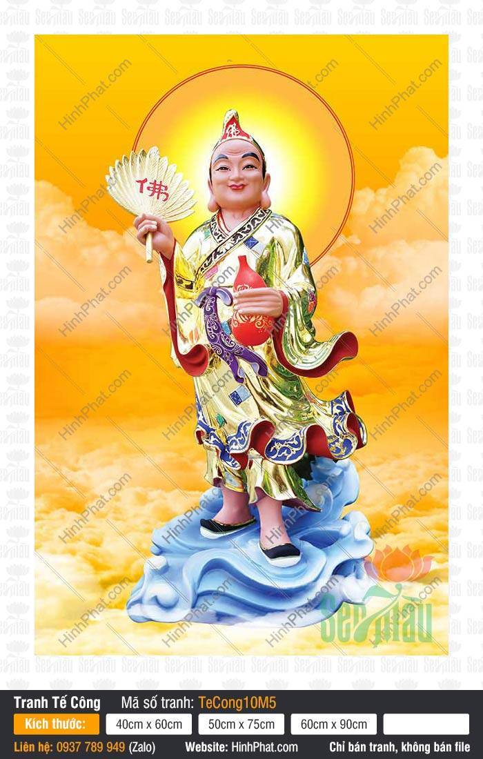 Tế Công TeCong10M5 Tế Công TeCong10M5 đứng trên bệ mây xanh tay nâng quạt trắng