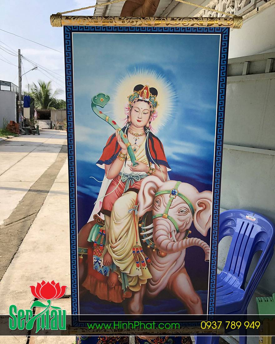 Tranh Phật in trên vải Canvas gắn sáo gỗ
